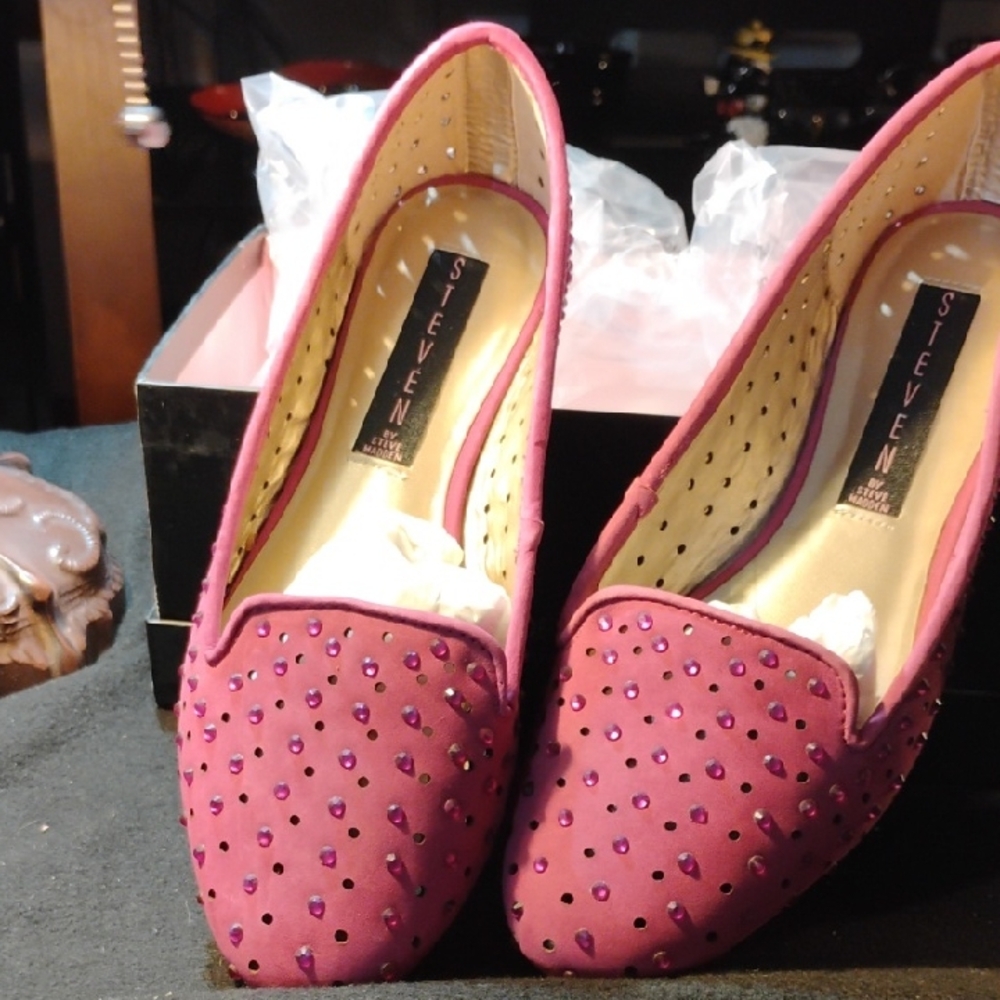 Steve Madden Women's Burgundy Studded Flats